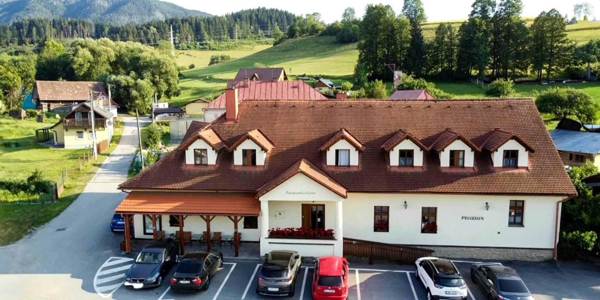 Penzión Zemianska kúria Dolny Kubin Exterior foto