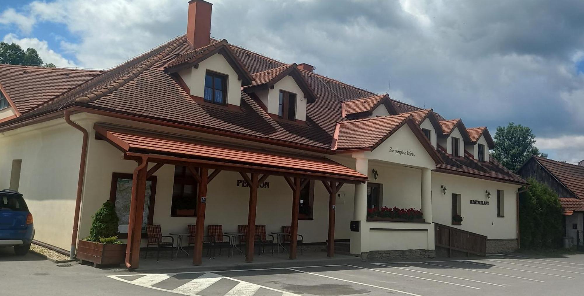 Penzión Zemianska kúria Dolny Kubin Exterior foto