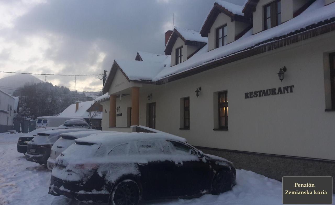 Penzión Zemianska kúria Dolny Kubin Exterior foto